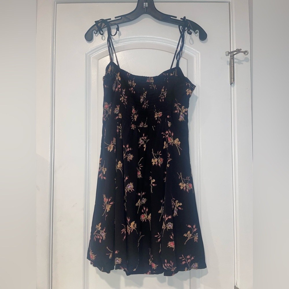 Planet Blue Black Floral Dress